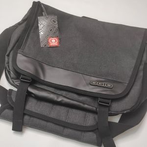 ogio sly messenger